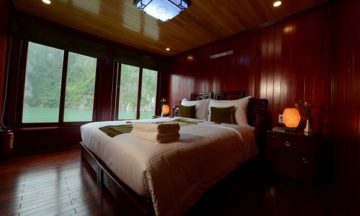 Halong Royal Palace cruise