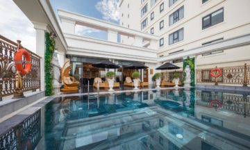 Monarque Hotel Danang